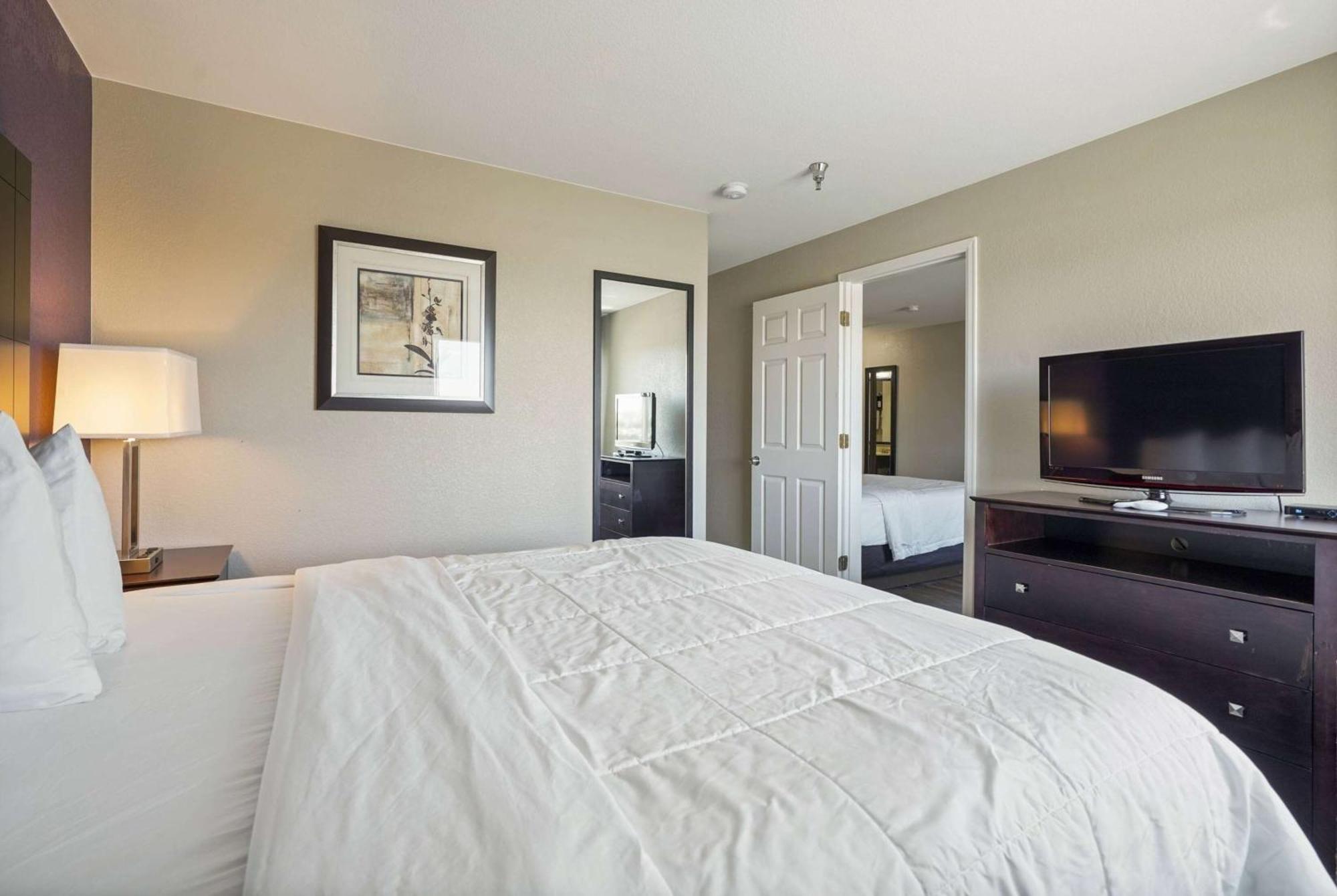 La Quinta By Wyndham Henderson-Northeast Denver Εξωτερικό φωτογραφία